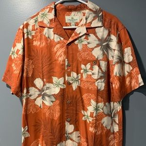 Red hibiscus island shores